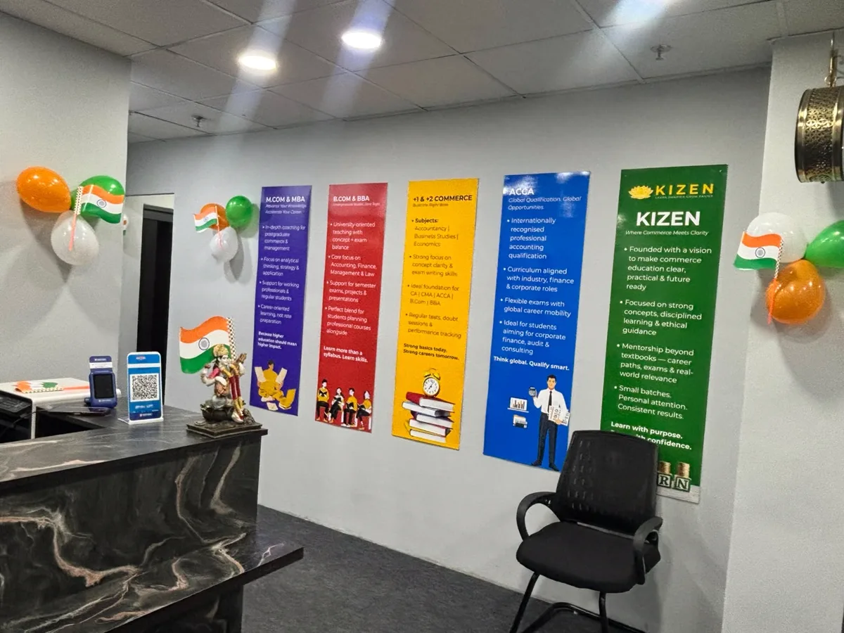 Executive Front Desk & Admission Lounge